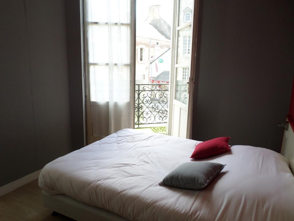 Le Relais de la Calèche Hotel Saint-Denis-dʼAnjou Esterno foto
