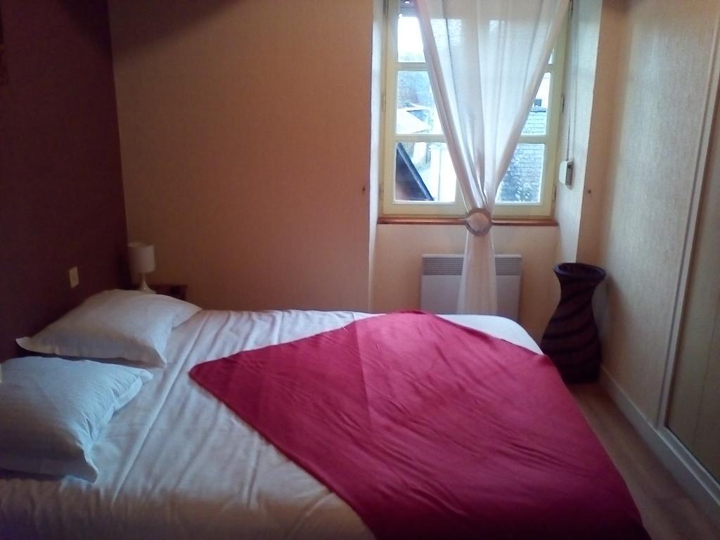 Le Relais de la Calèche Hotel Saint-Denis-dʼAnjou Esterno foto