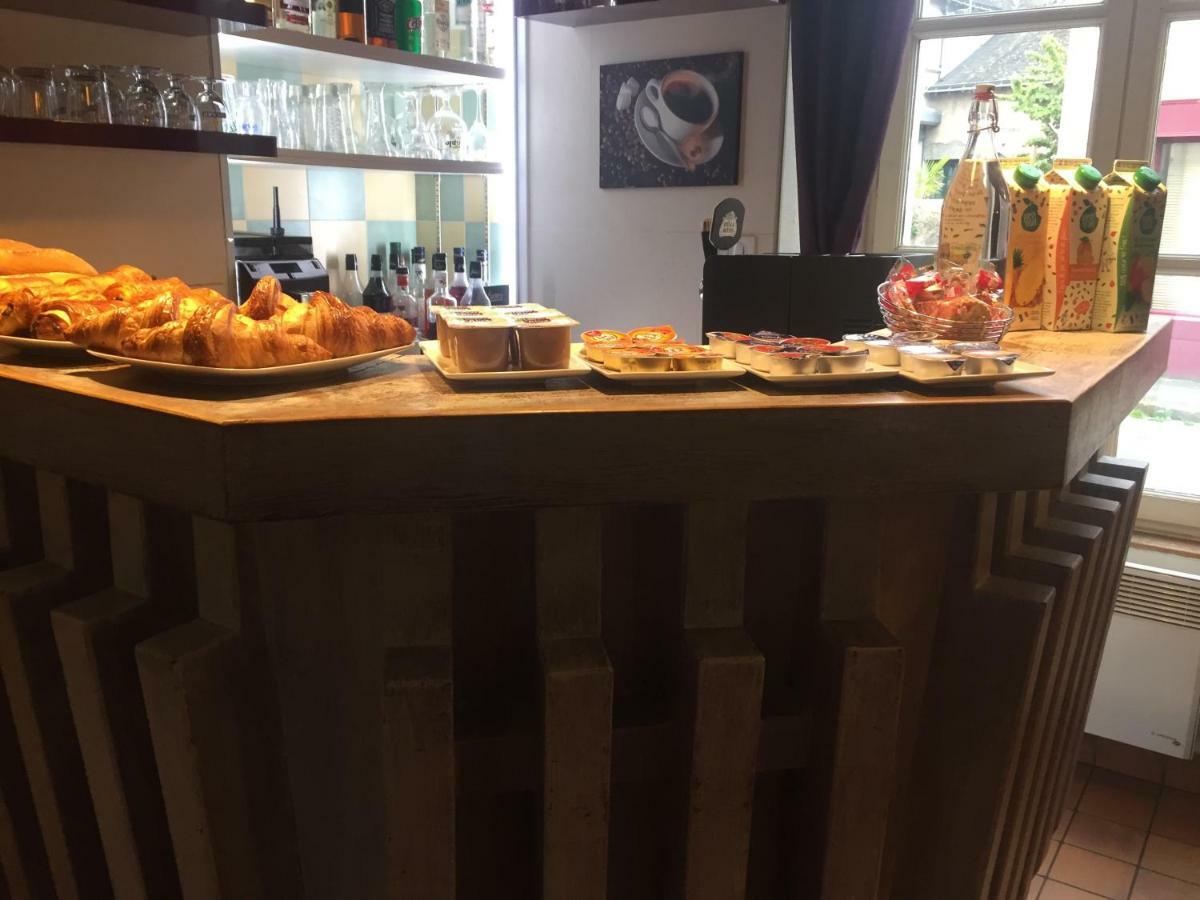 Le Relais de la Calèche Hotel Saint-Denis-dʼAnjou Esterno foto